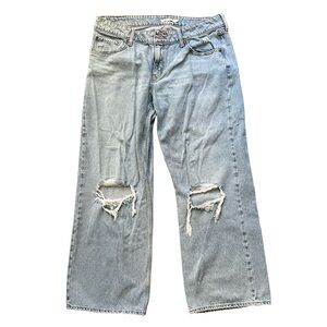 Levi's Womens Super Low Double-Button Relaxed Fit Light Denim Jean Distressed 34